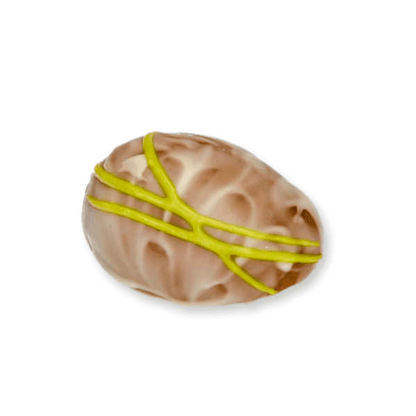 Milk chocolate egg with Williams pear filling - 80437